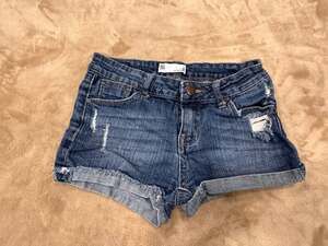 RSQ Malibu Short Girls Size 10 Distressed Cuffed Denim Shorts